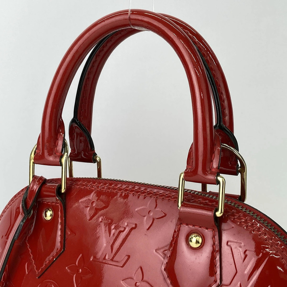 LOUIS VUITTON Alma Red Shoulder Bag Monogram Vernis - Picture 5 of 6